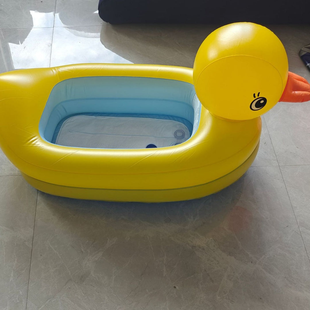 Women Inflatable Bathtub Lounger in the Shape of a Whale Kalsten