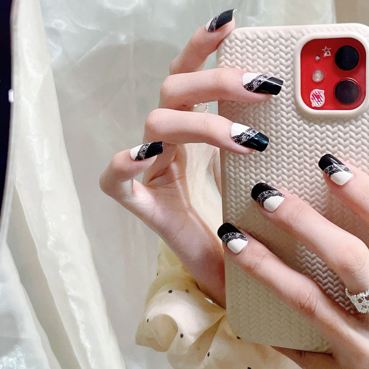 Elegant Lace and Colorblock Press-On Nail Set