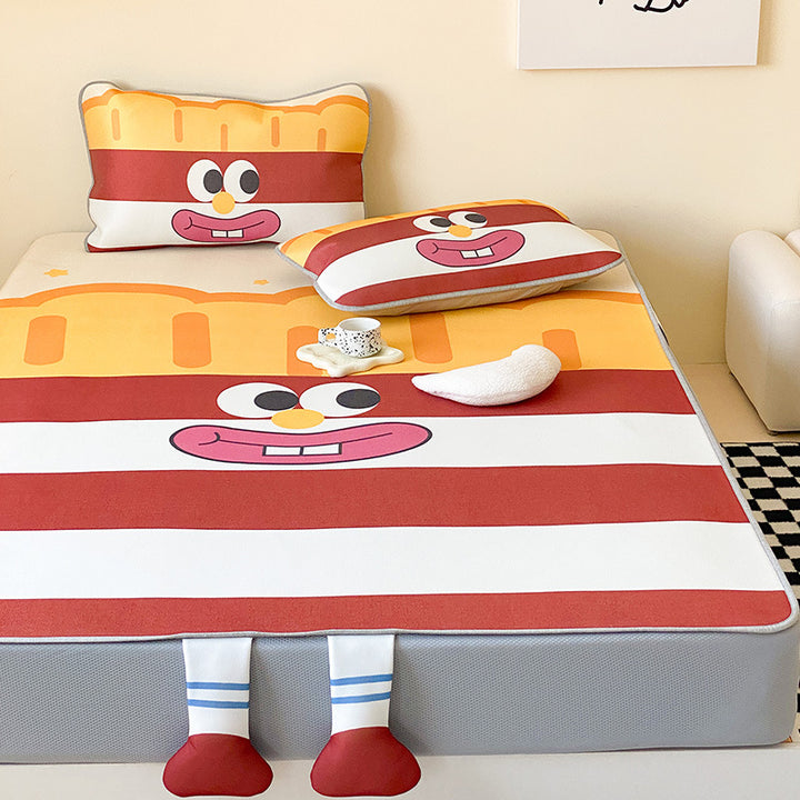 Children's tension cover with anti-slip, cartoon breakfast print, and 3D boot applications