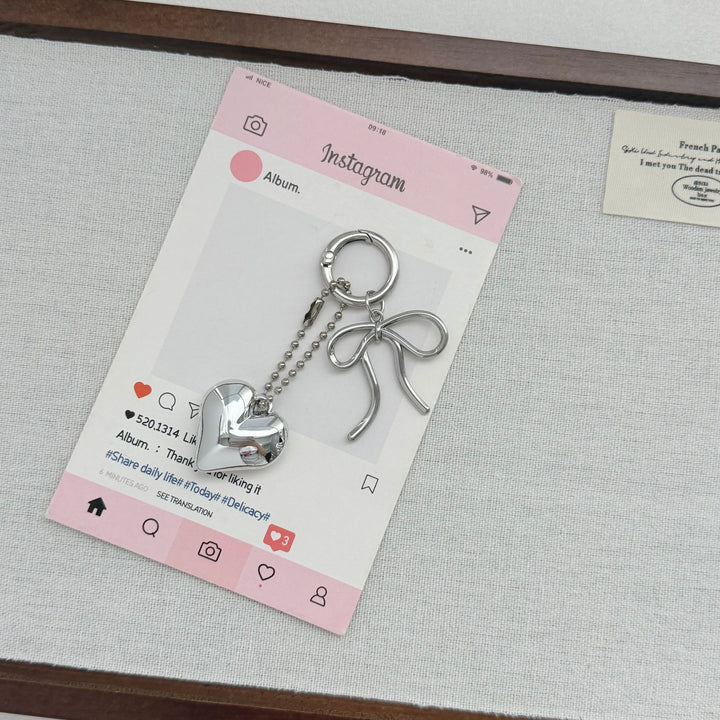 Heart-Shaped Charm Keychain with Bow Kalsten
