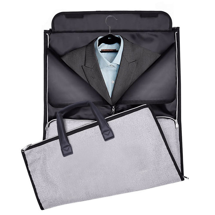 Spacious sports and travel bag with adjustable shoulder strap Kalsten