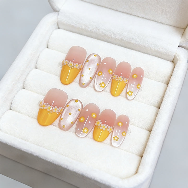 Artistic Floral-Designed Press-On Nail Set Kalsten