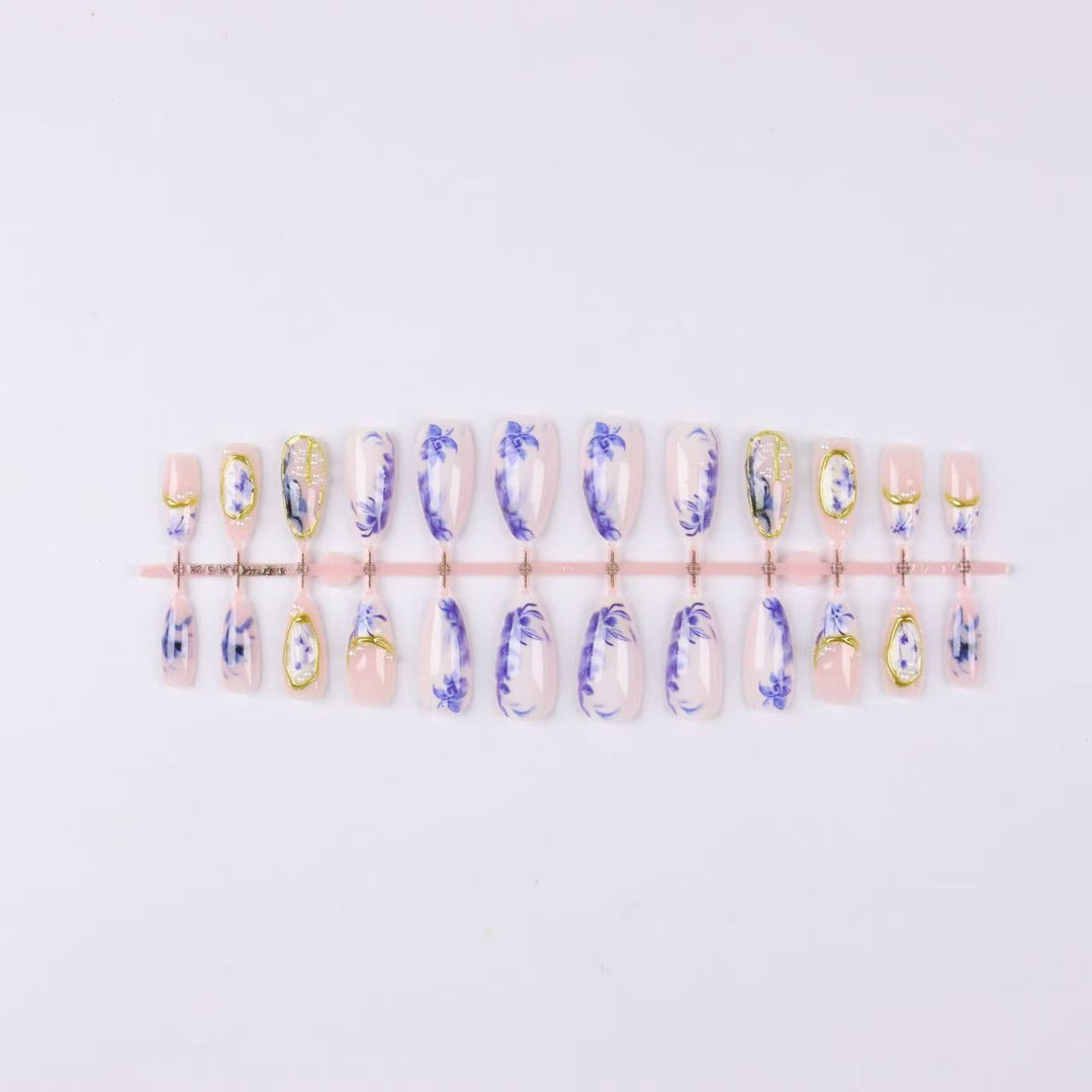 Floral Articulated Press-On Nails