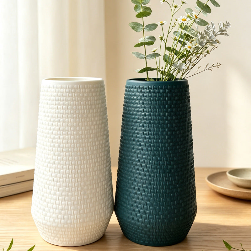 Textured Modern Vase Kalsten