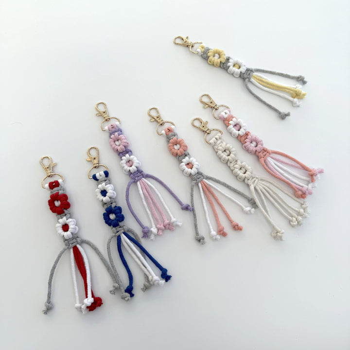 Macrame Keychain with Tassel Kalsten