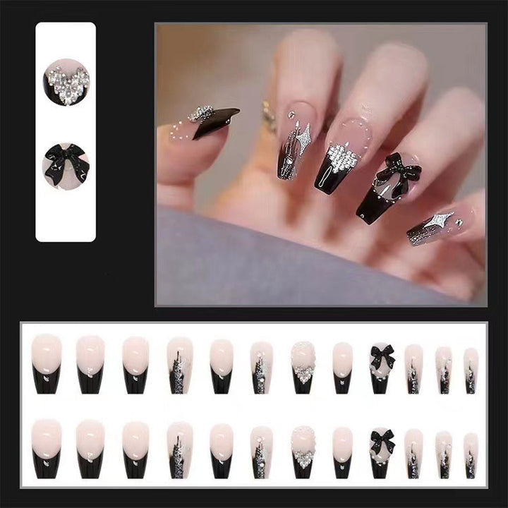 Stylish Press-On Nail Art Set with Elegant Accents