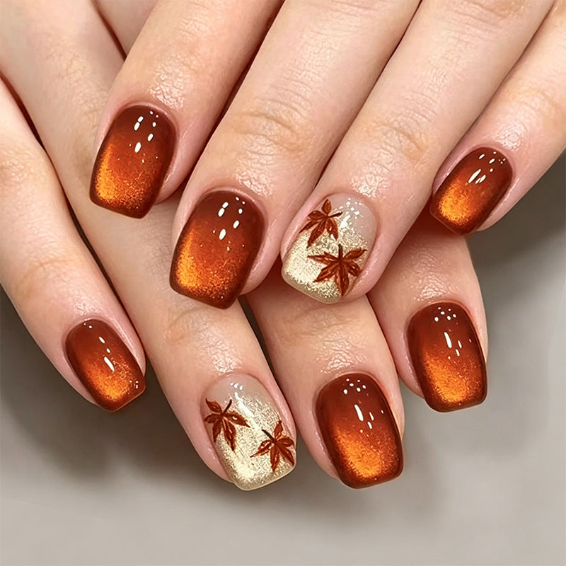 Elegant nail set with autumn leaves Kalsten