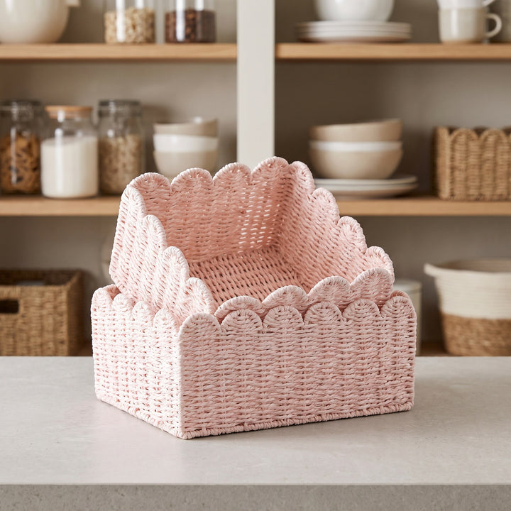 Modern storage basket with wavy edge Kalsten