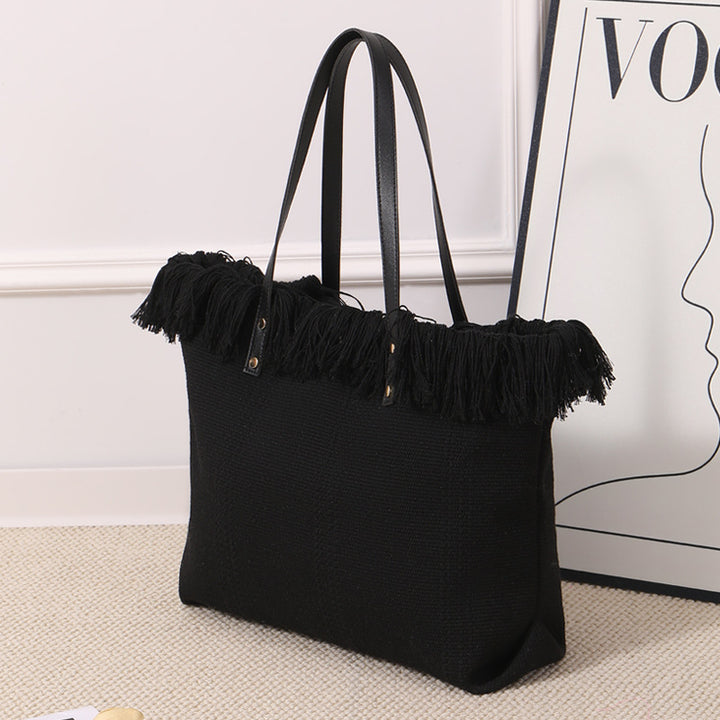 Beach bag with eye-catching fringe edge Kalsten