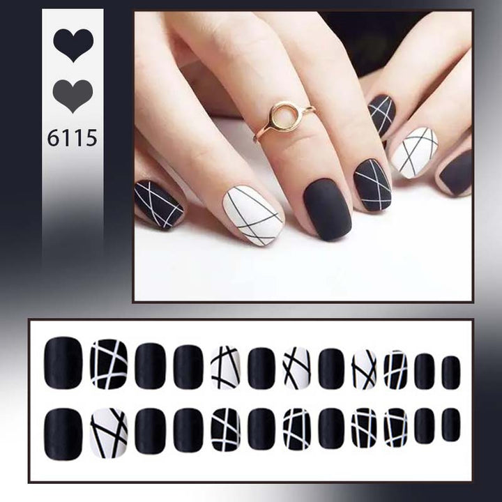 Minimalist Press-On Nail Art