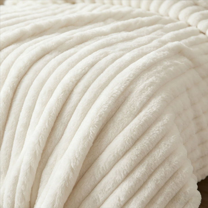Home Decorative Plush Blanket
