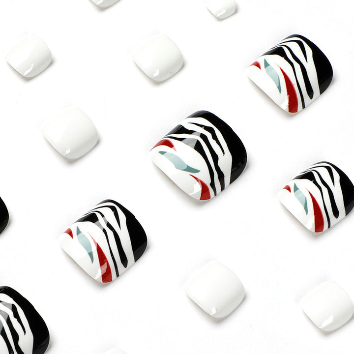 Creative toenail enhancement Kalsten