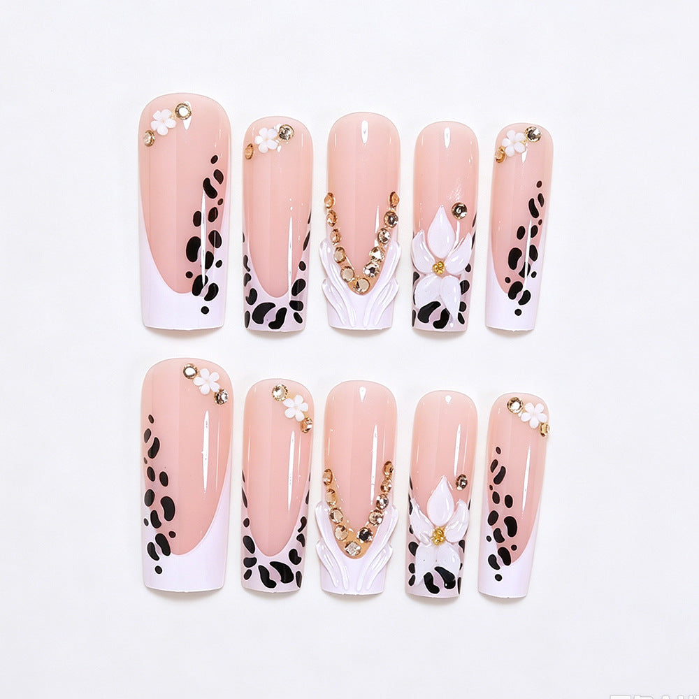 Artistic Nail Art Tips Kalsten