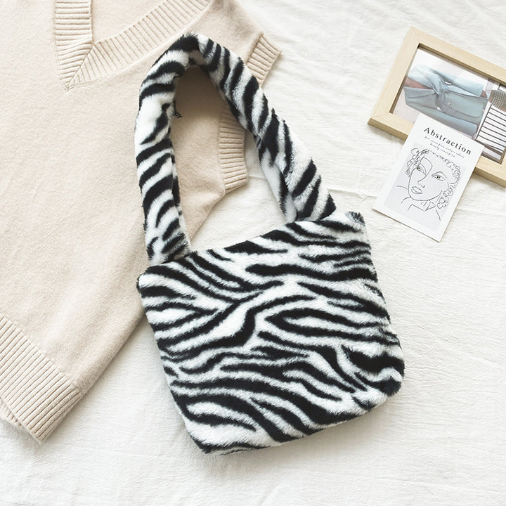 Luxurious Faux Fur Leopard Print Handbag