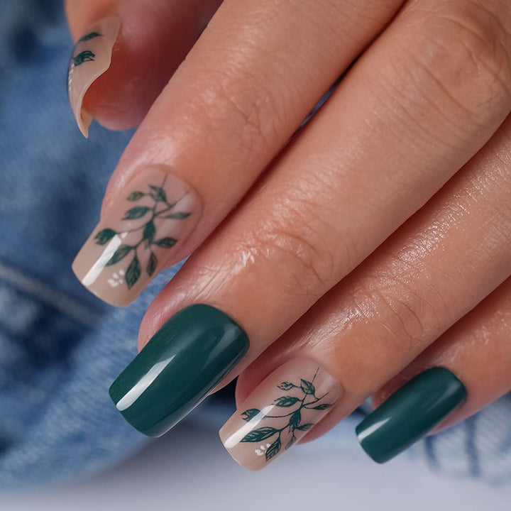 Artificial nails with modern night motif Kalsten