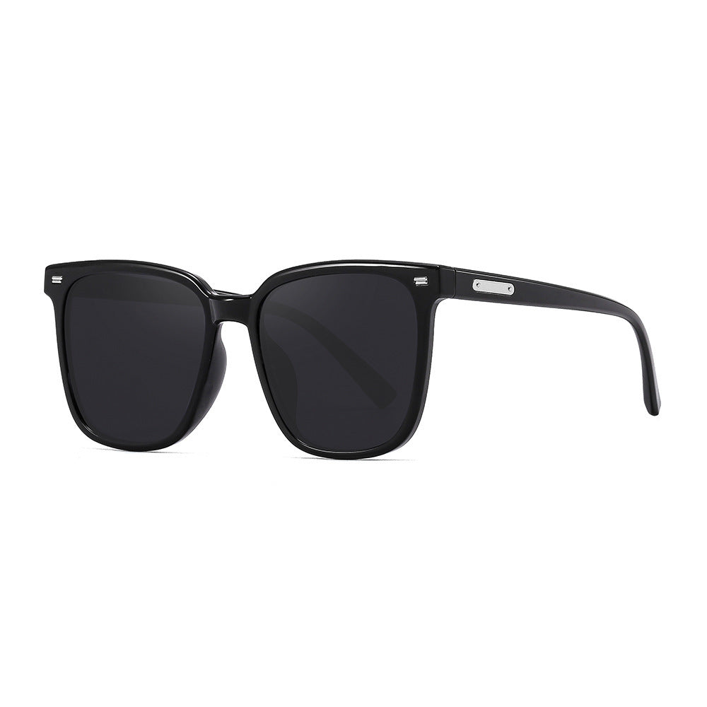 Women's Designer Sunglasses in Casual Stylish Frame Kalsten
