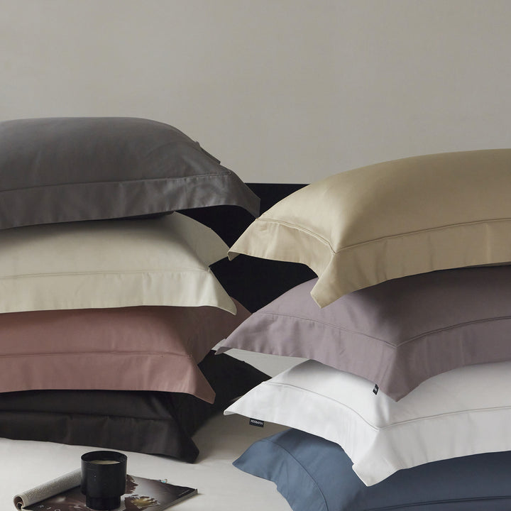 Premium bedding set with fitted sheet and Oxford pillowcases