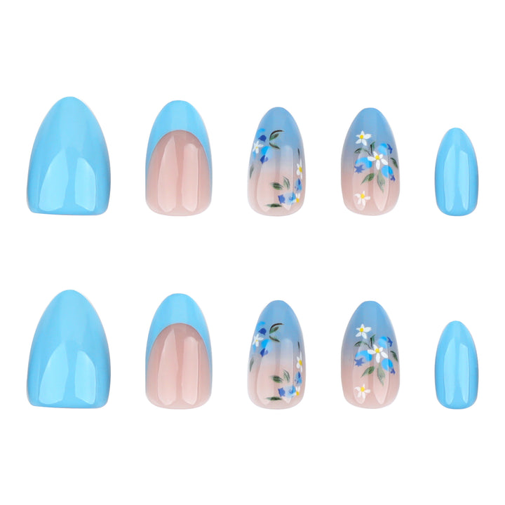 Artful Nail Art with Floral Design Kalsten