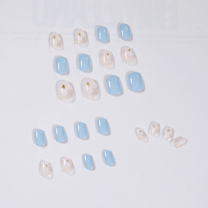 Artful Nail Art with Flower Decoration Kalsten