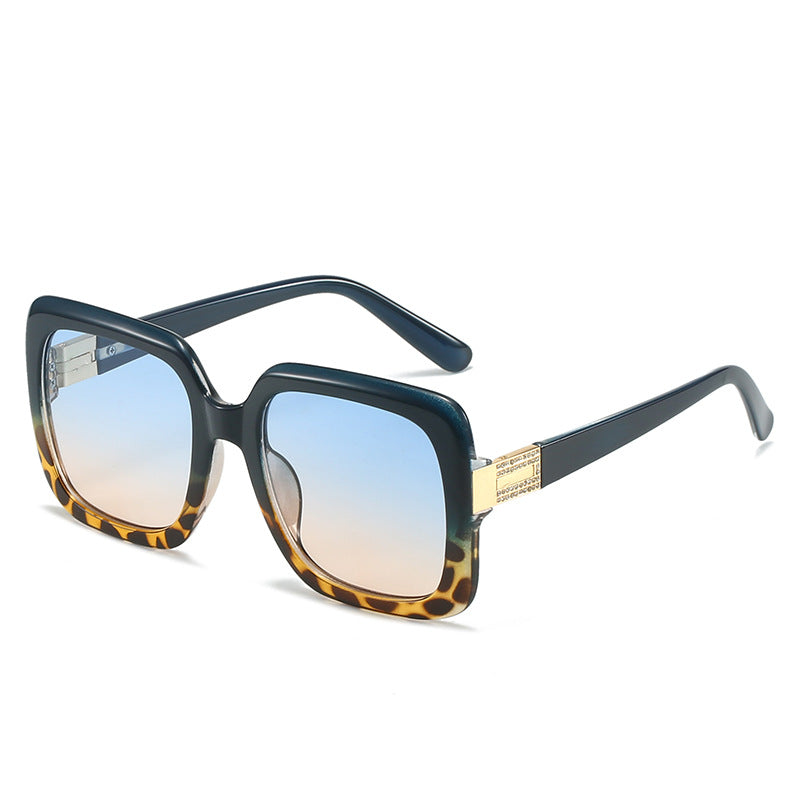 Women's elegant oversized sunglasses with luxurious metal accents Kalsten