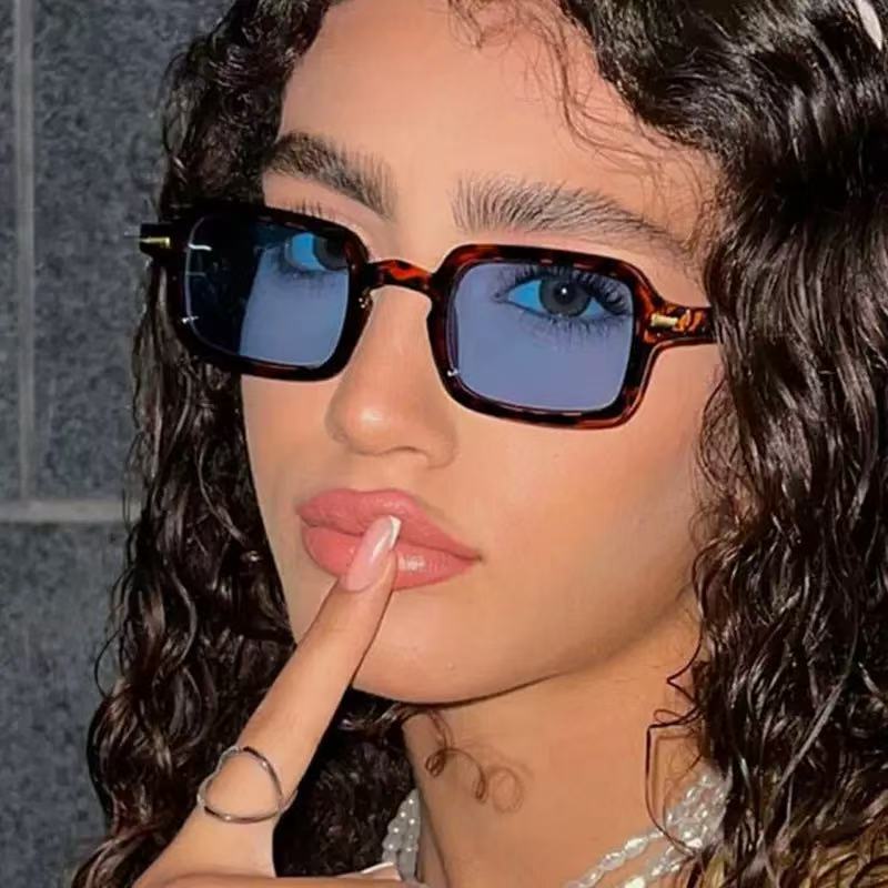 Vintage Inspired Square Frame Sunglasses Kalsten