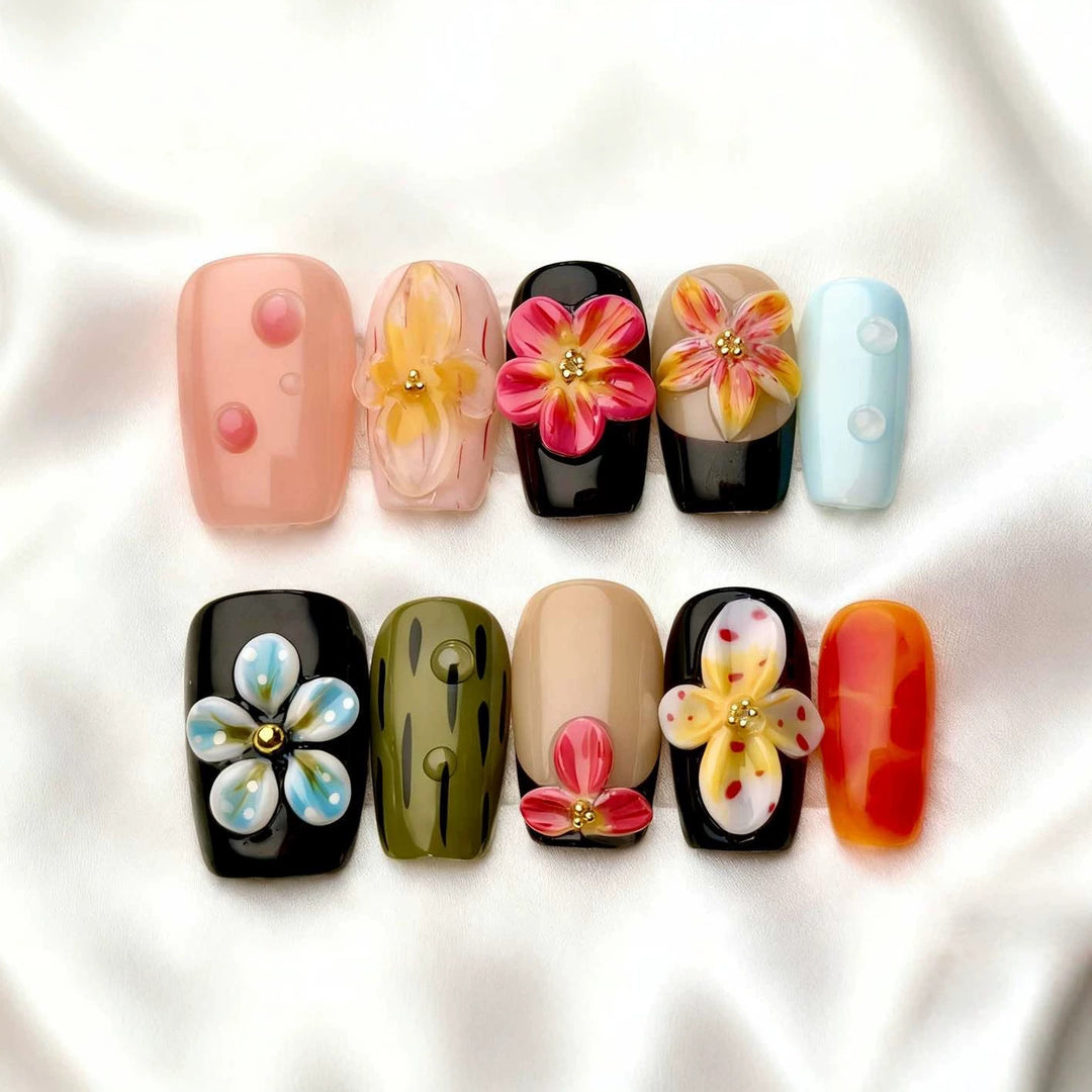 Artistic Floral Design Press-On Nails with Premium Finish