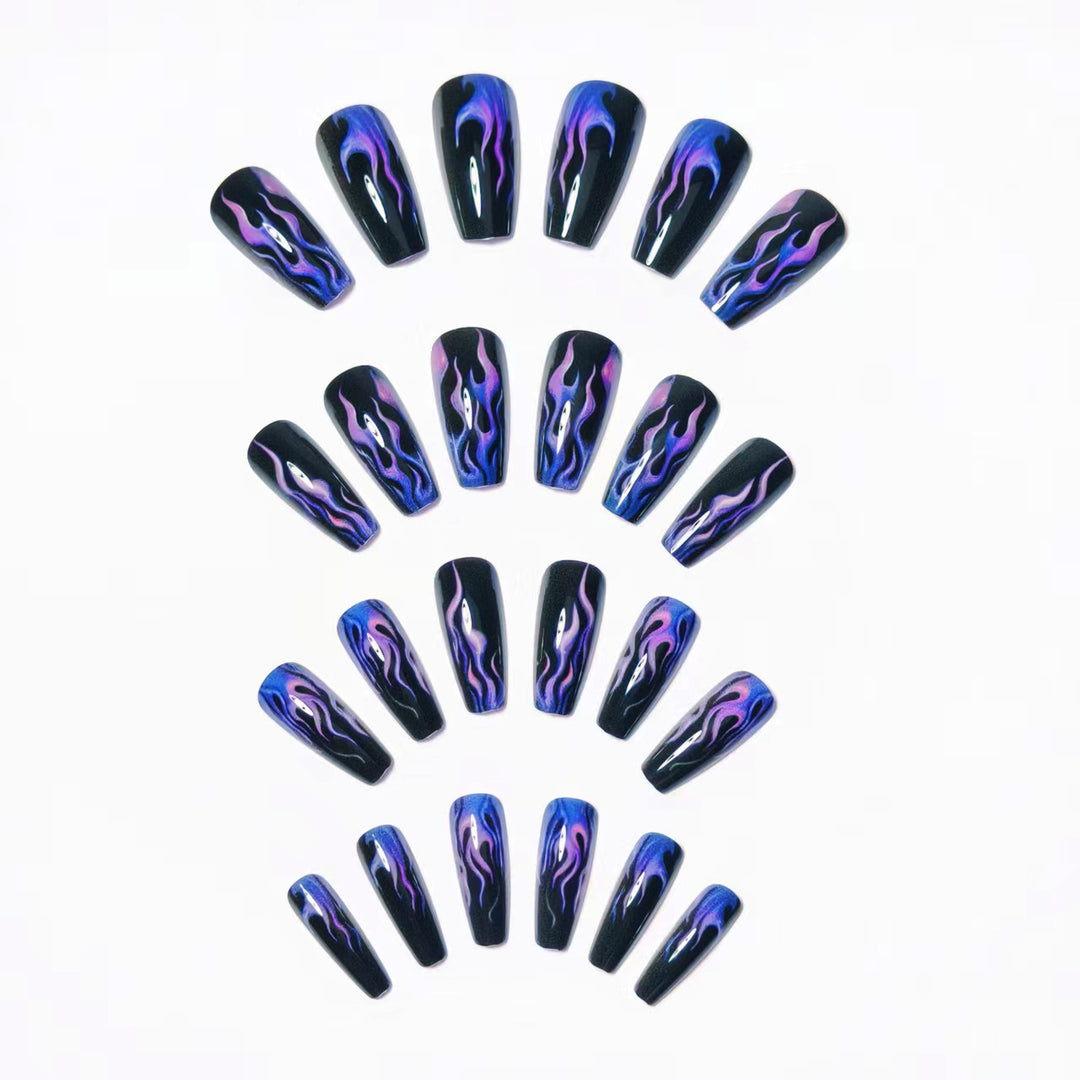 Artistic Flame-Patterned Nail Art Kalsten