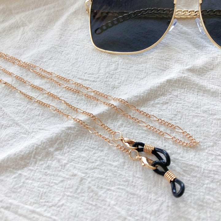 Chic Eyewear Chain with Decorative Clips Kalsten