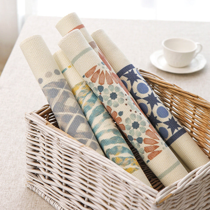 Woven placemat made of cotton blend with geometric diamond trim and fine texture Kalsten
