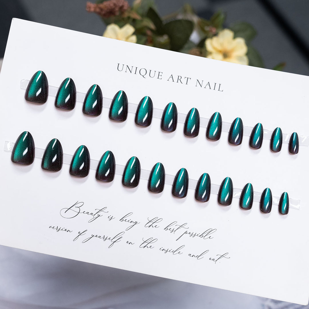 Glossy Press-On Nail Art Set