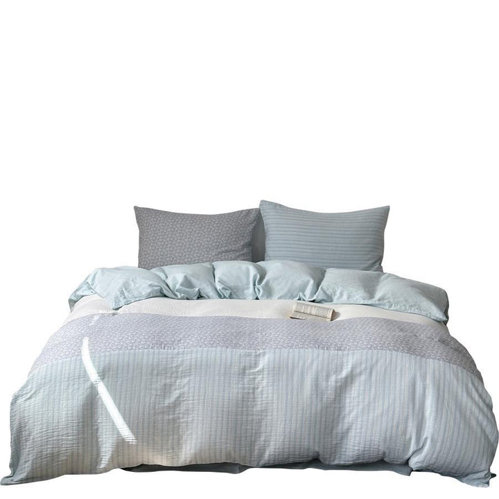 Luxurious cotton satin bedding set with striped and floral patchwork