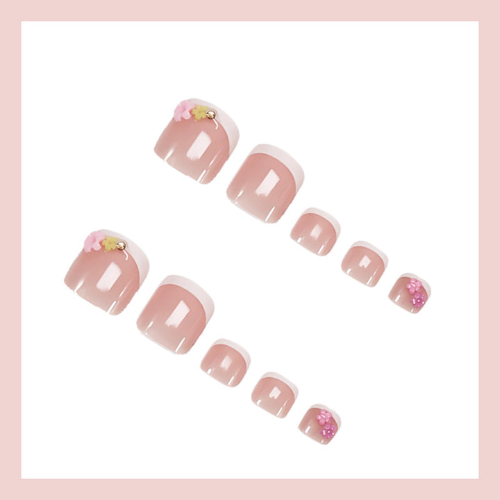 Nail set with delicate flower decorations and elegant tips Kalsten
