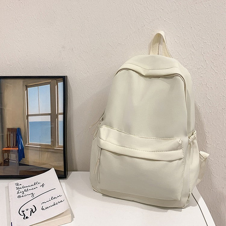 Leisure backpack with flexible side pockets and clear structure Kalsten
