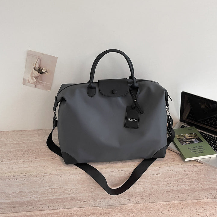 Elegant Travel Bag with Durable Material and Adjustable Shoulder Strap Kalsten