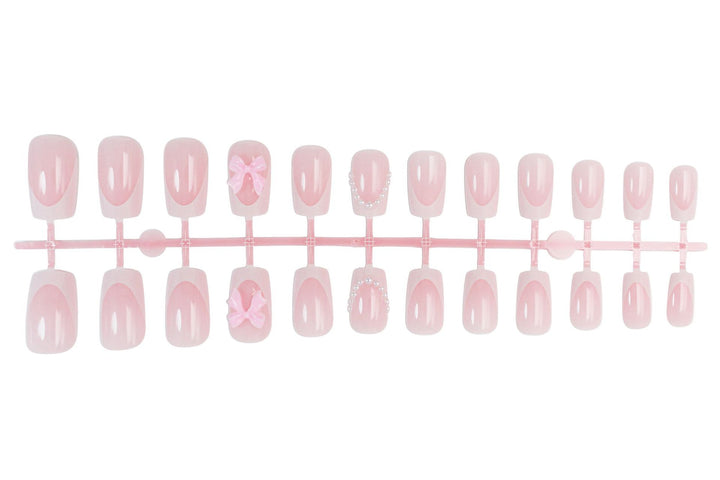 Artifical nail set with romantic bows and elegant accents Kalsten