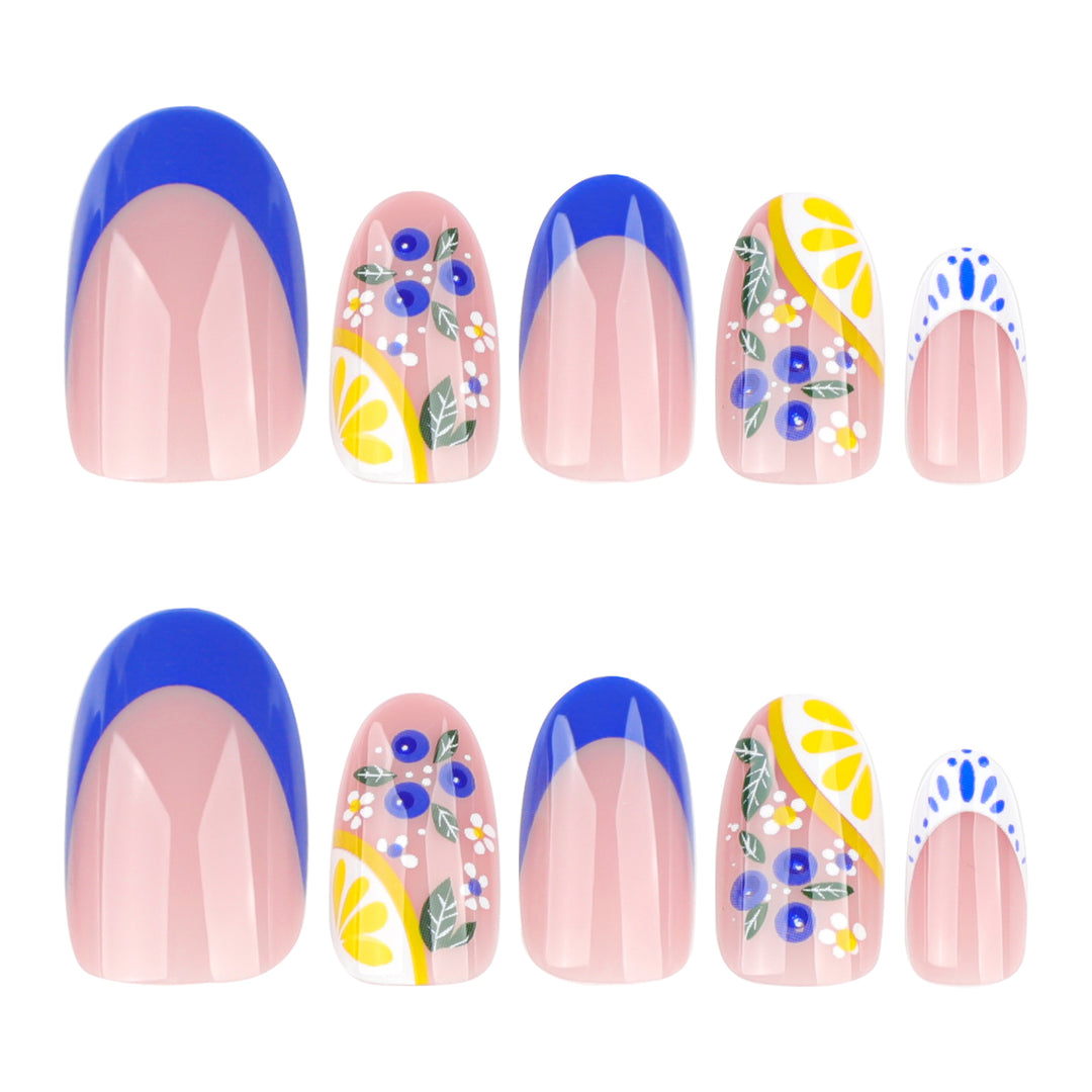 Creative Nail Art with Floral Design Kalsten