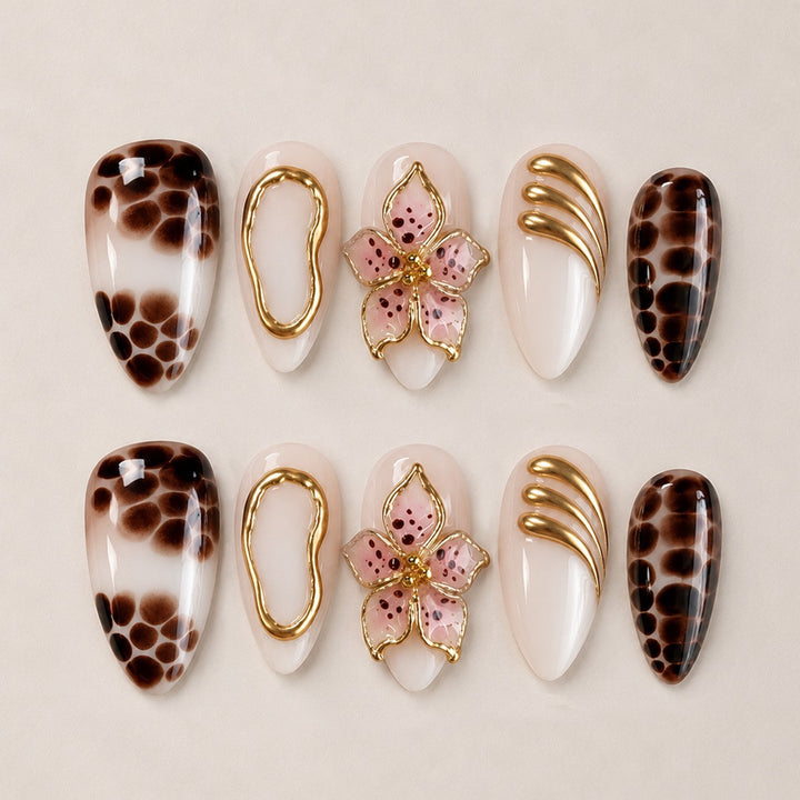 Exquisite Nail Art Set with Glamorous Accents Kalsten