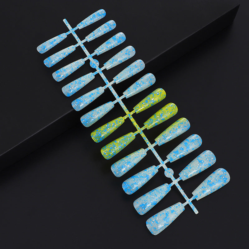 Artificial nails in creative drop design Kalsten