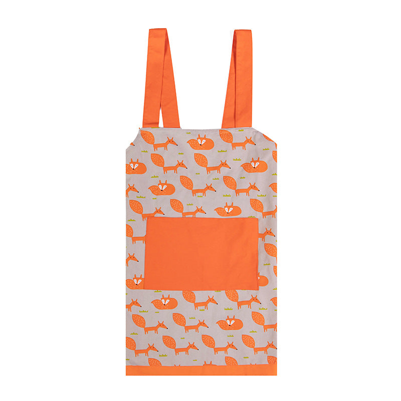 Kitchen apron with patch pocket and adjustable straps