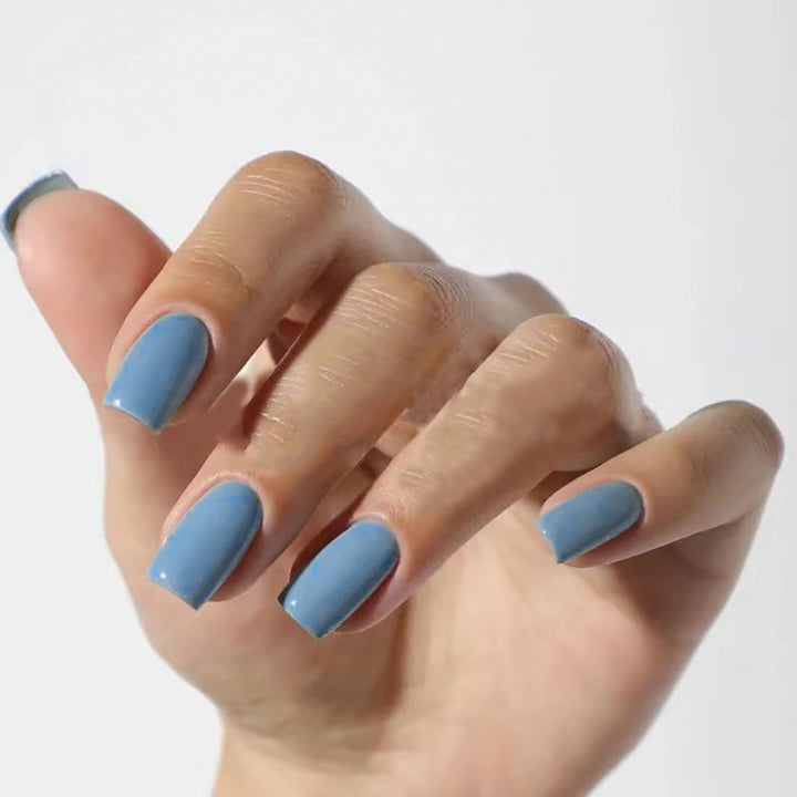 Modern Artistry Acrylic Nail Set