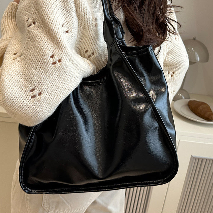 Classic Soft Leather Shoulder Bag