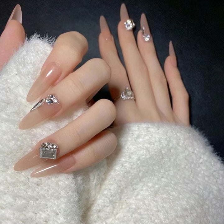 Artificial nail set with elegant tips and crystal accents Kalsten