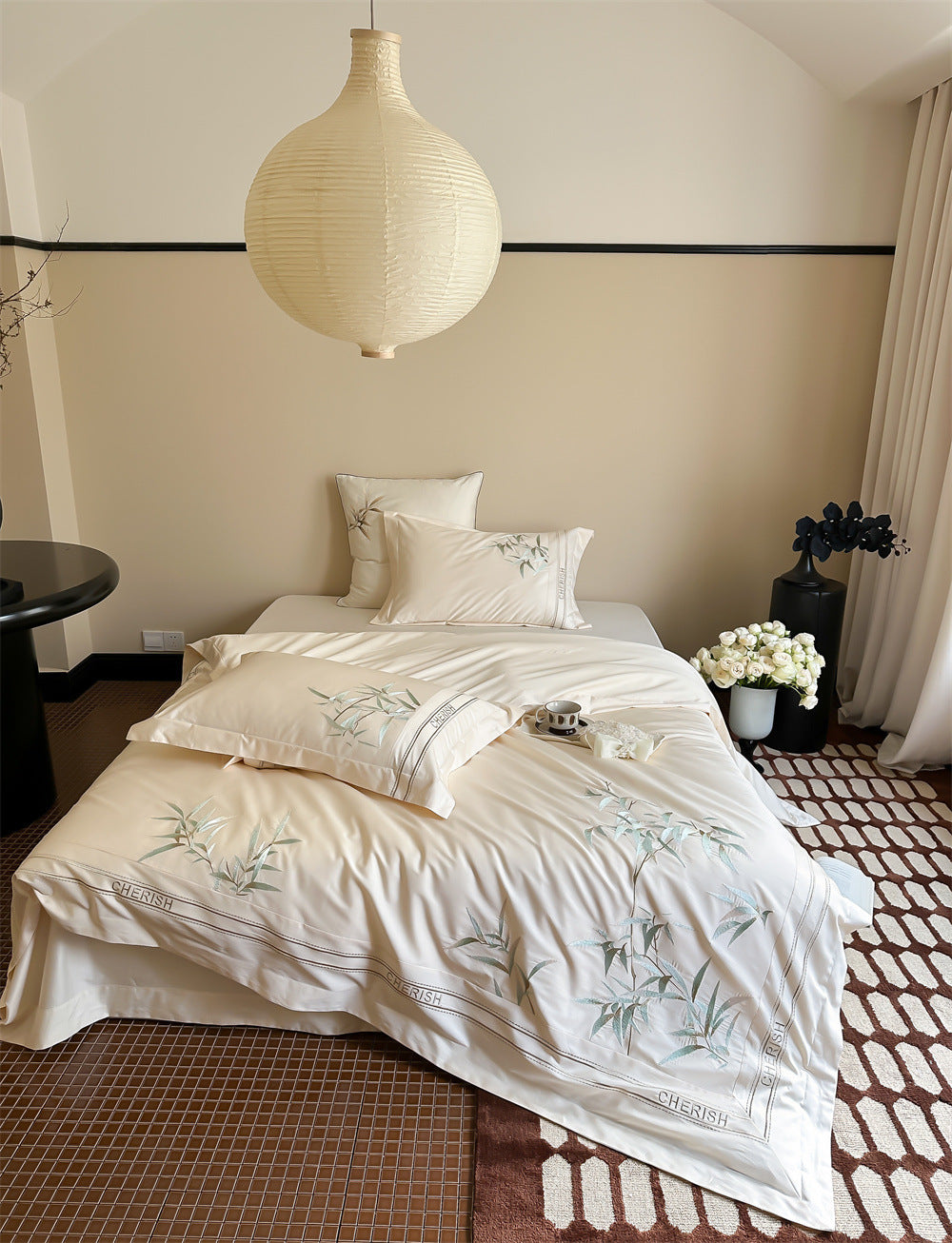 Duvet cover set made of cotton satin with embroidered bamboo motif, fine border & decorative roll cover