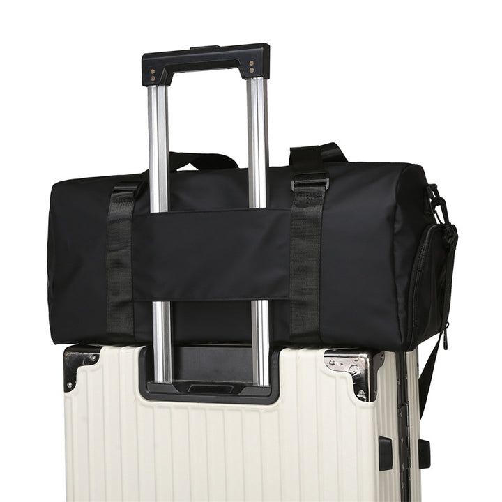 Sporty Travel Bag With Water-Repellent Material And Multiple Compartments Kalsten