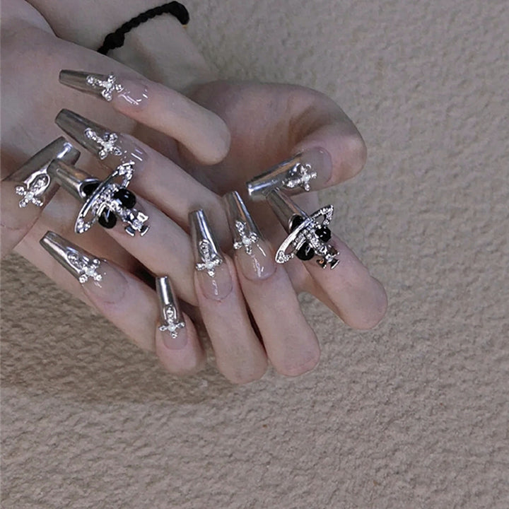 Elegant Designer Press-On Nail Set