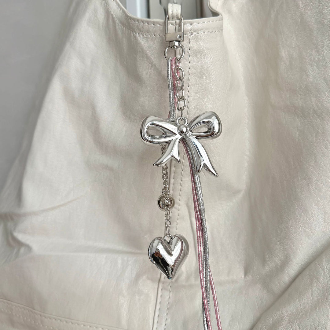 Elegant Bow and Heart Charm Keychain Kalsten