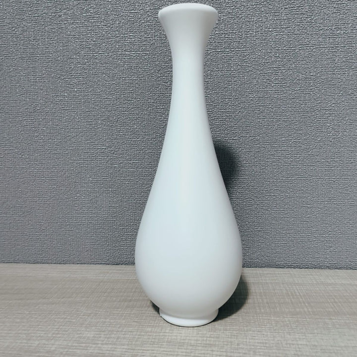 Elegant Minimalist Flower Vase Kalsten