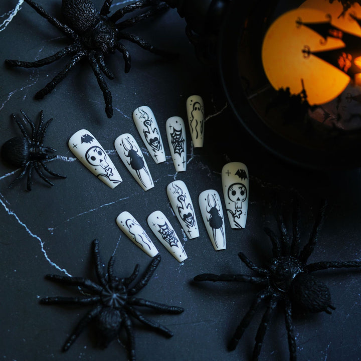 Halloween Themed Press-On Nail Set Kalsten