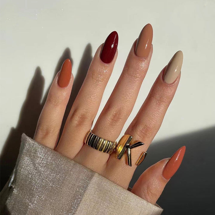 Creative nail art with stylish stiletto shape Kalsten