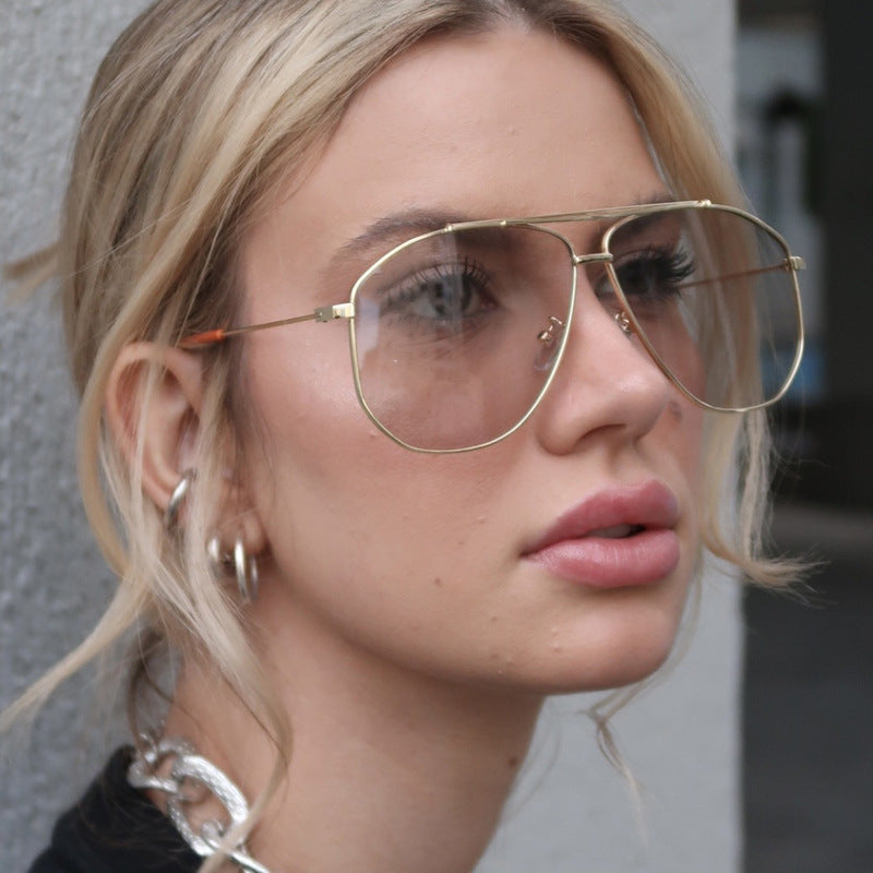 Women's Oversize Sunglasses with Modern Design and High Degree of UV Protection Kalsten